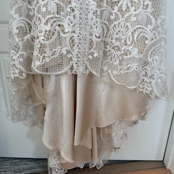 Tara Lauren Spring 2017 Strapless Lace Over Satin with Train Wedding Dress Sz 10 - Picture 7 of 15